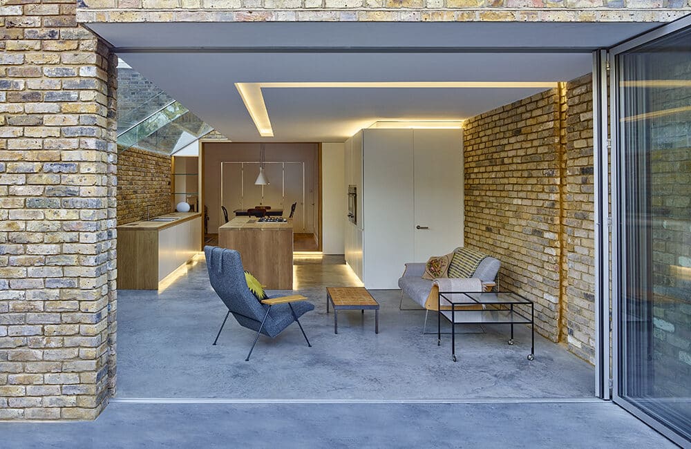 Award-winning modern side-return extension